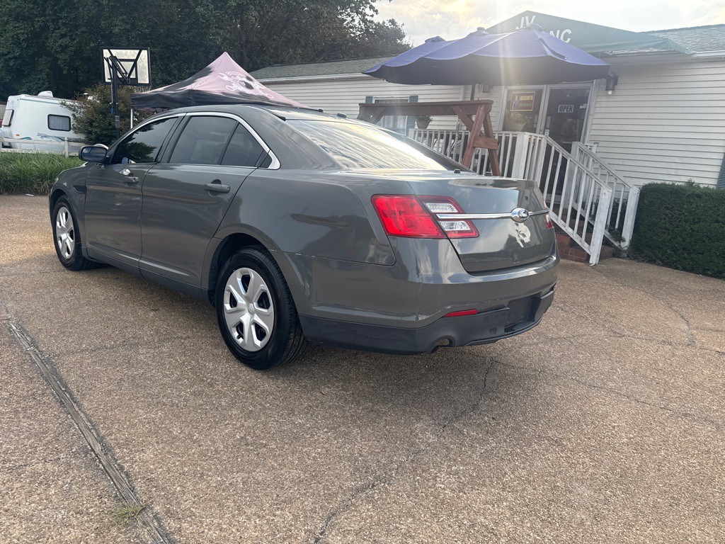 2016 Ford Taurus Image 7