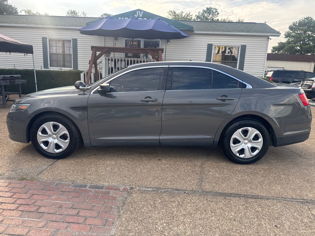 2016 Ford Taurus Image 8