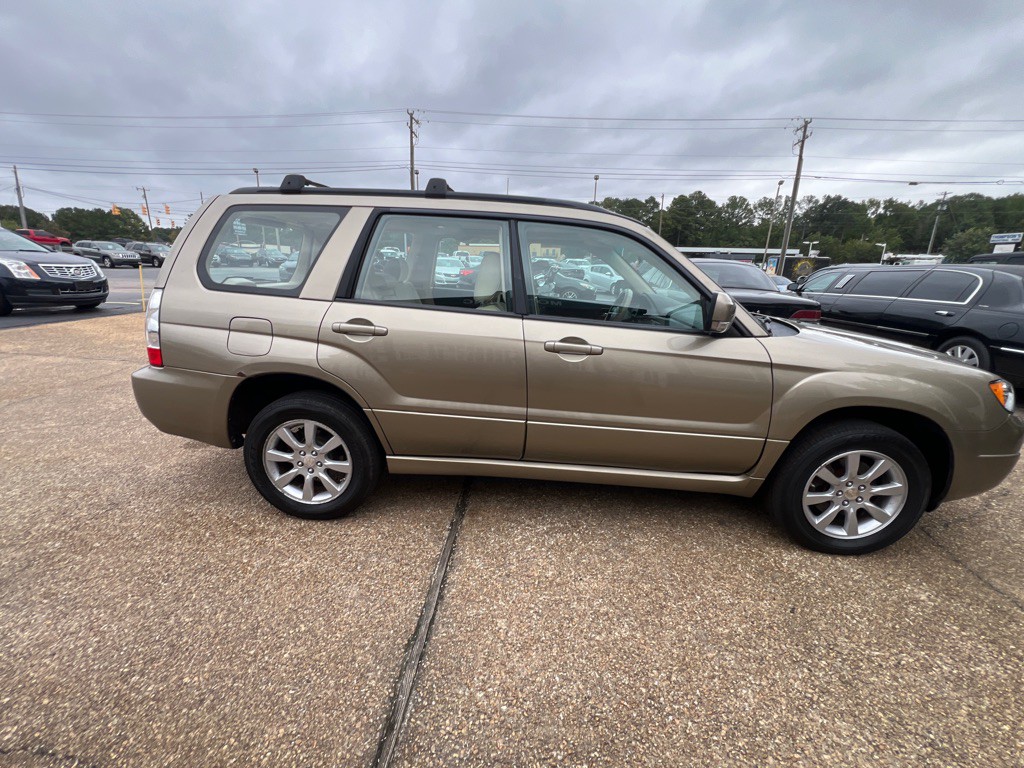 2008 Subaru Forester Image 4