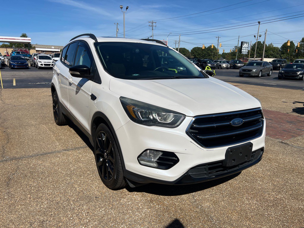2017 Ford Escape Image 3