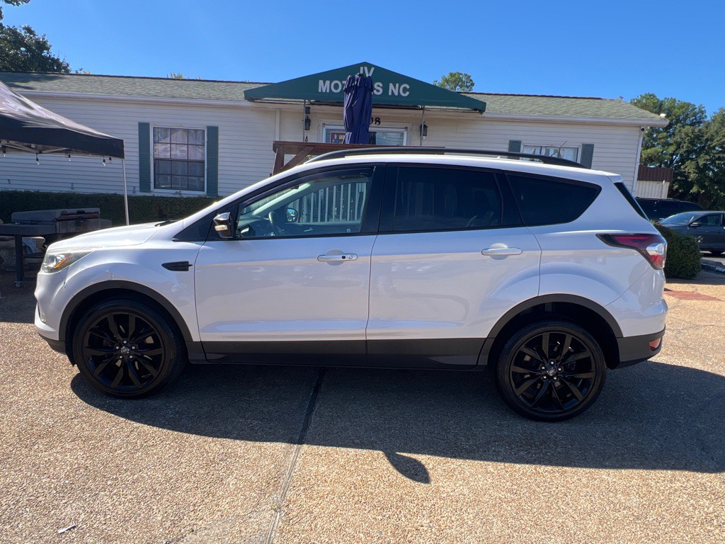 2017 Ford Escape Image 8