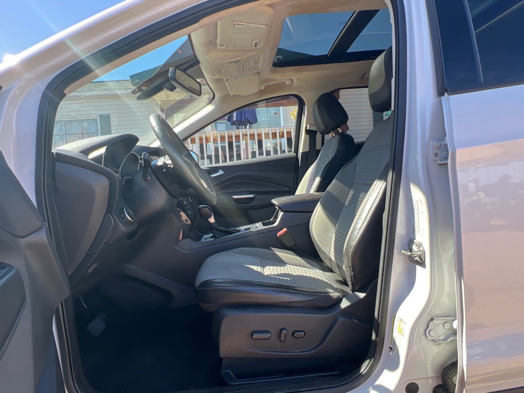 2017 Ford Escape Image 10