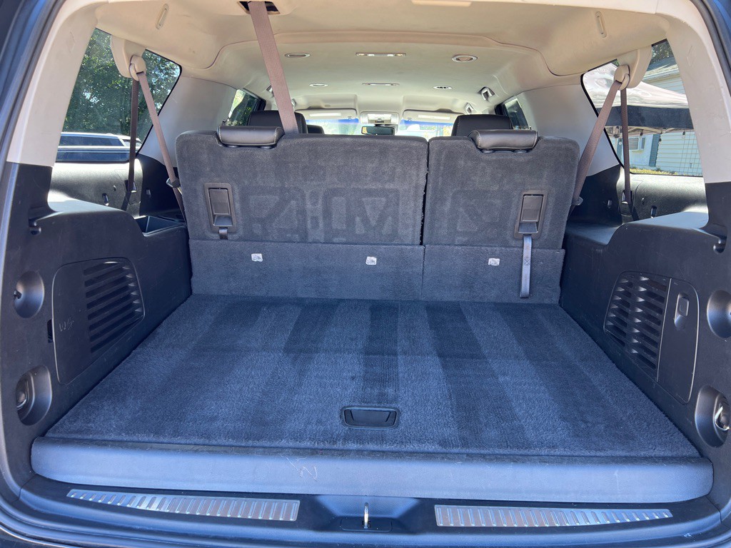 2017 Chevrolet Suburban Image 27