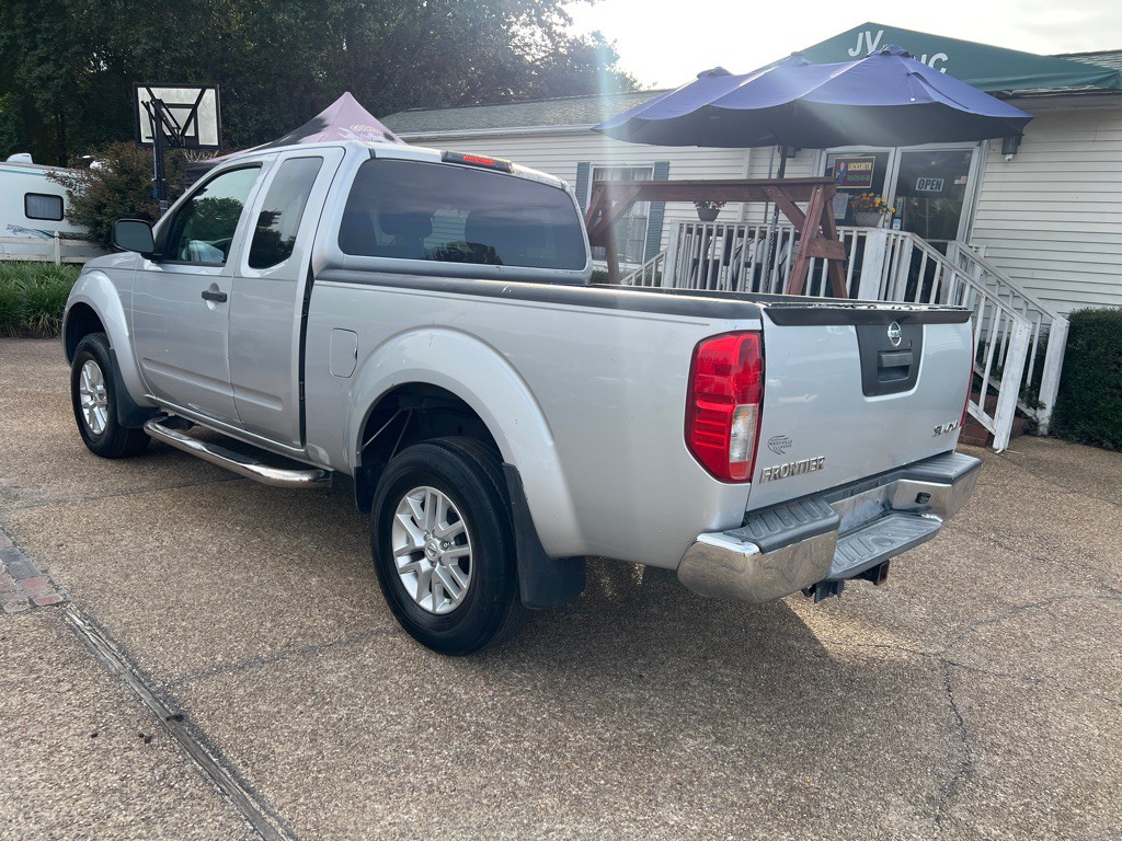 2015 Nissan Frontier Image 7