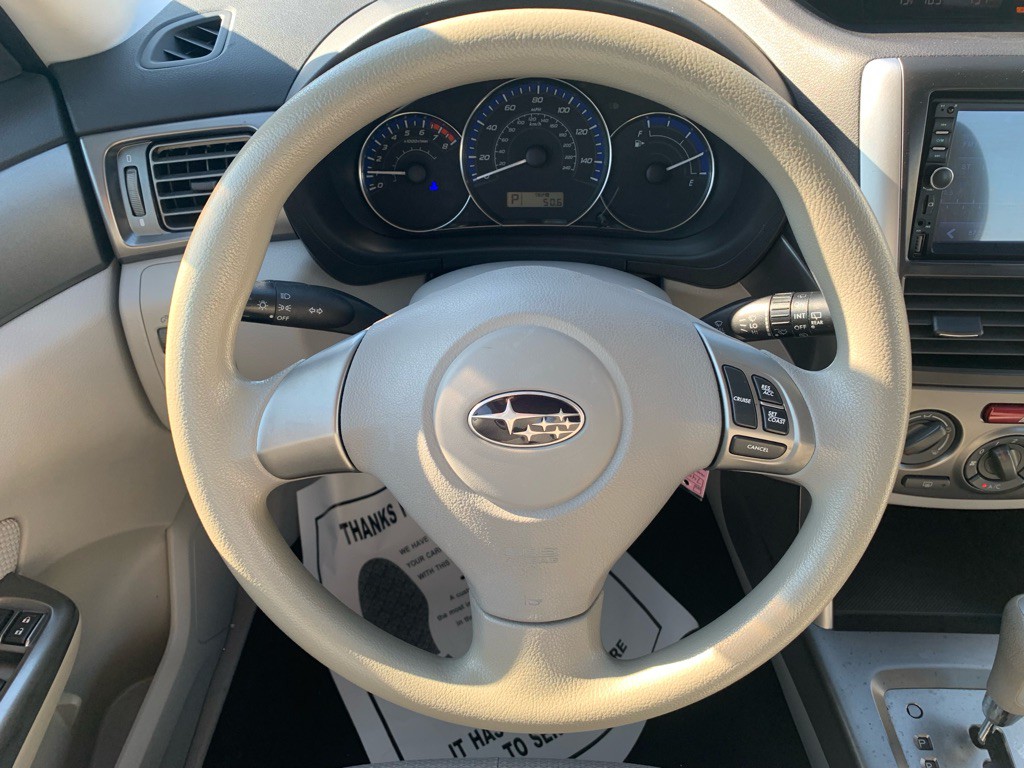2011 Subaru Forester Image 12