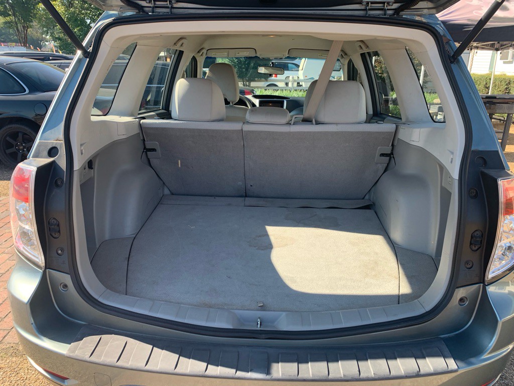 2011 Subaru Forester Image 16