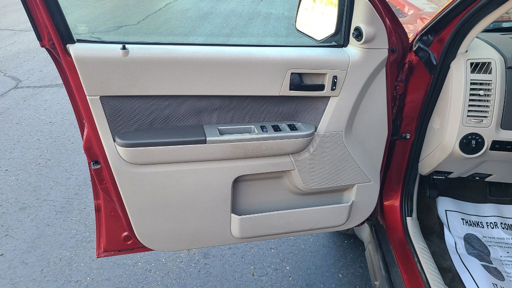 2009 Ford Escape Image 9