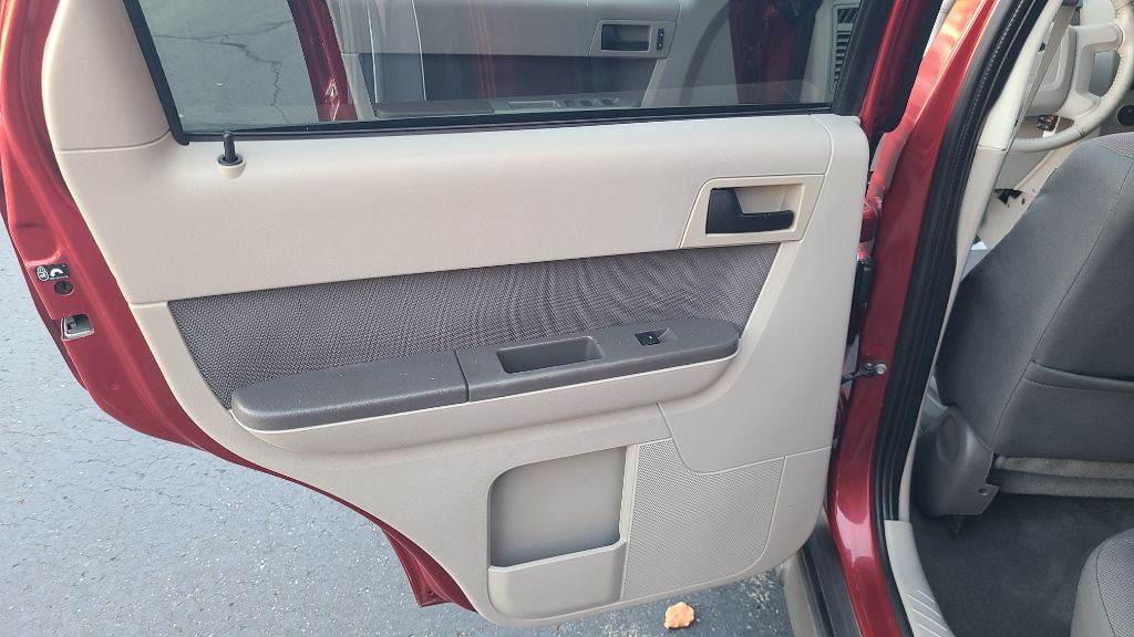 2009 Ford Escape Image 11