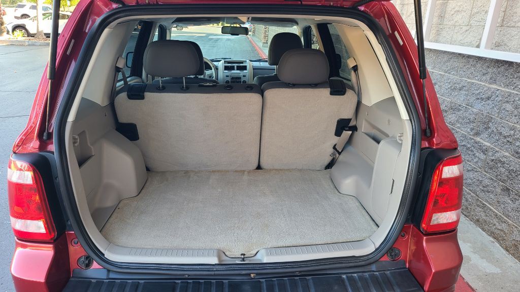 2009 Ford Escape Image 17