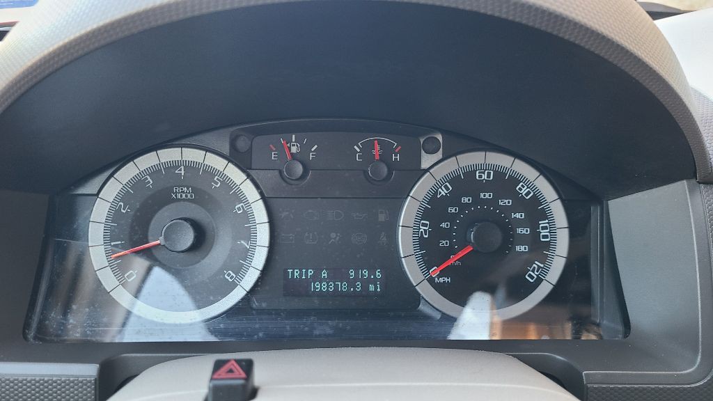 2009 Ford Escape Image 18