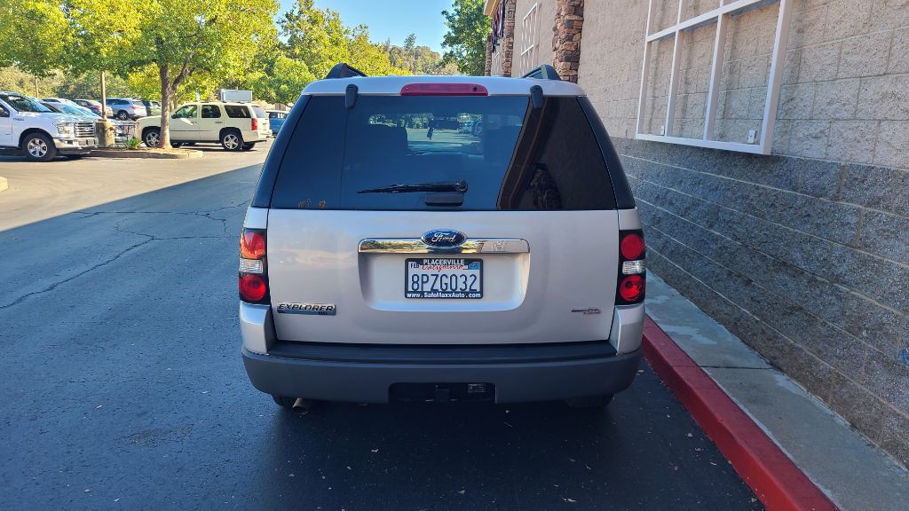 2006 Ford Explorer Image 4