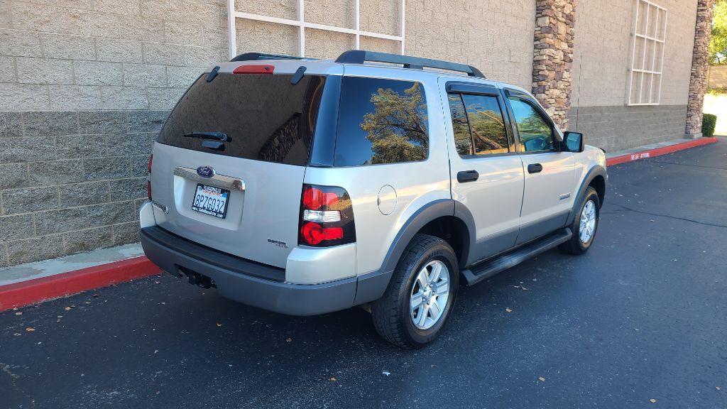 2006 Ford Explorer Image 5