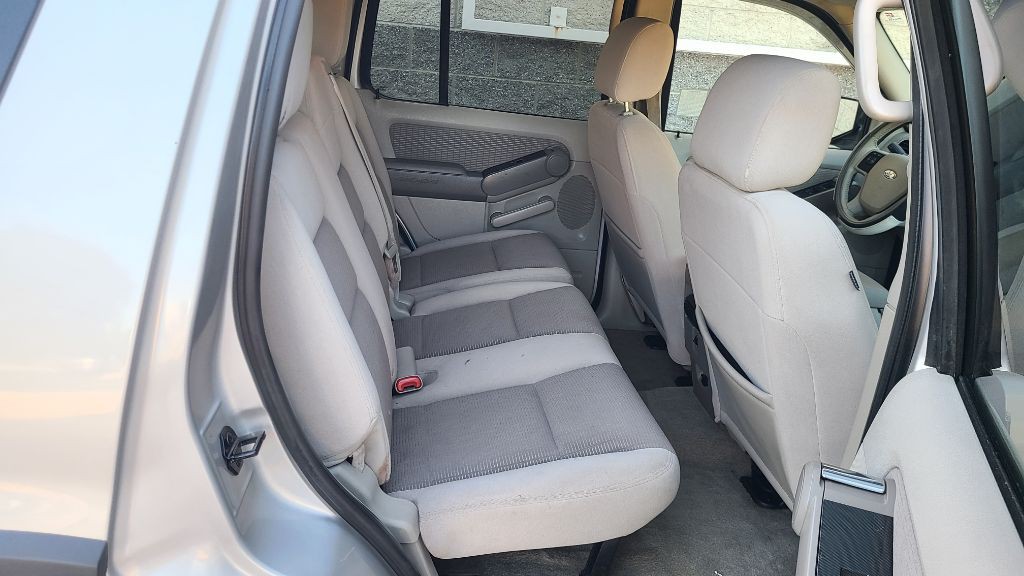 2006 Ford Explorer Image 14