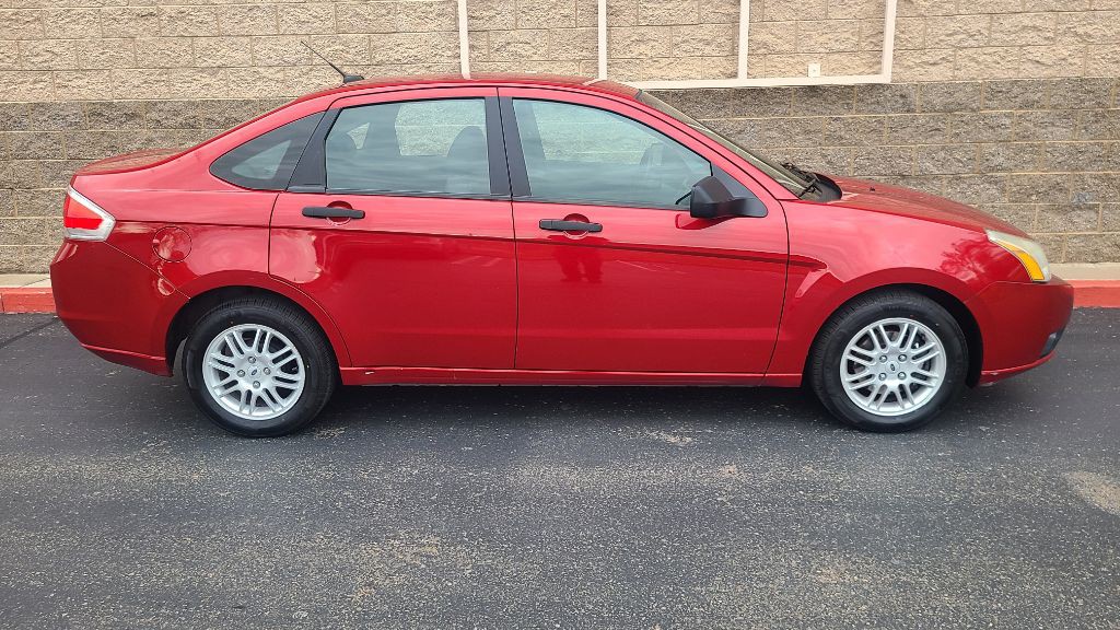 2011 Ford Focus Image 6