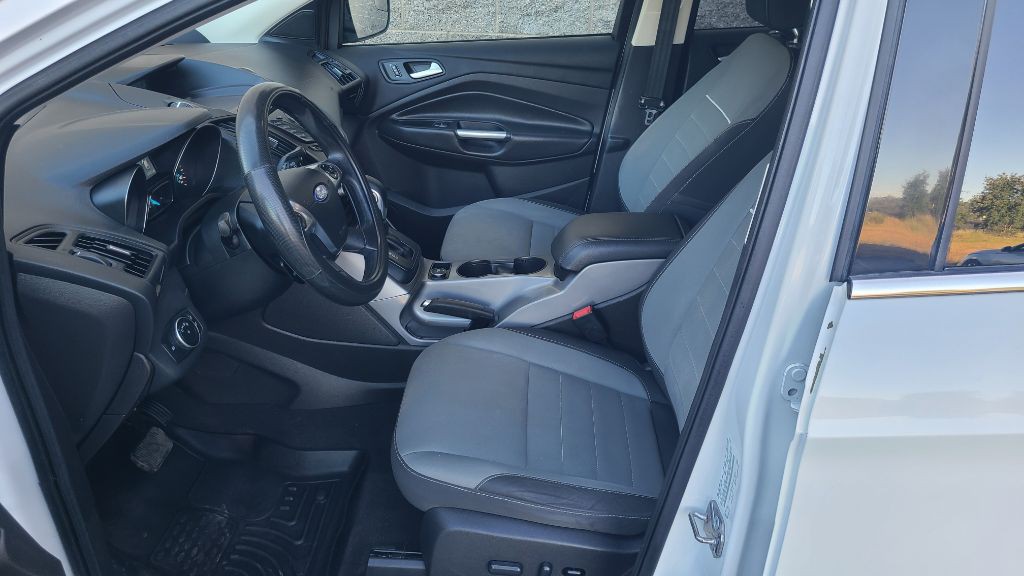 2015 Ford Escape Image 10