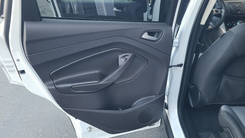 2015 Ford Escape Image 11