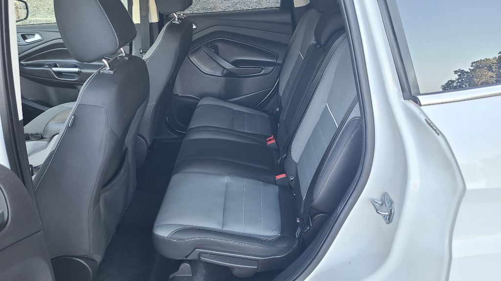 2015 Ford Escape Image 12
