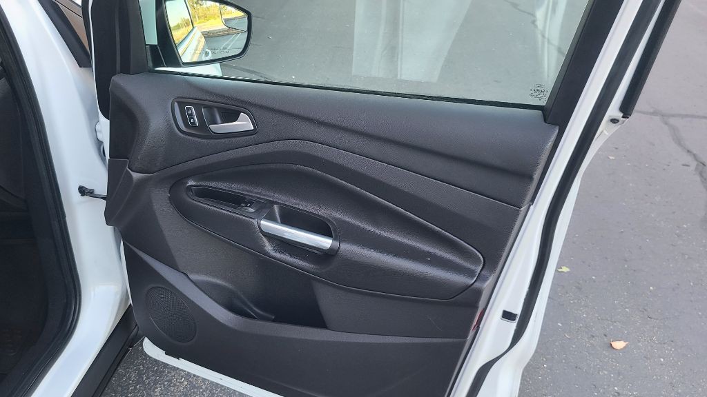 2015 Ford Escape Image 15