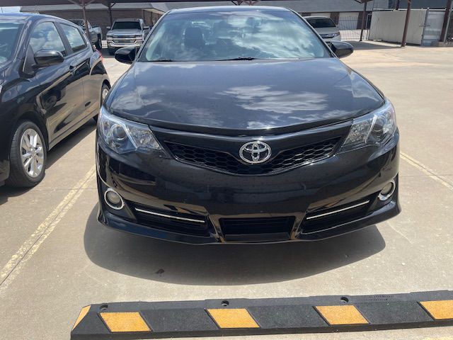 2014 Toyota Camry Image 6