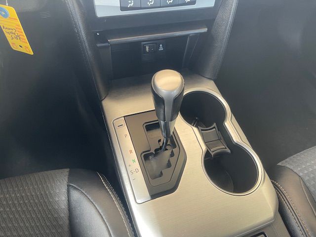 2014 Toyota Camry Image 12