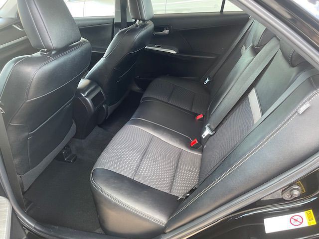 2014 Toyota Camry Image 14