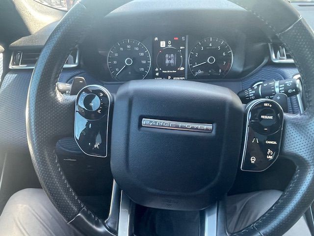 2018 Land Rover Range Rover Image 16