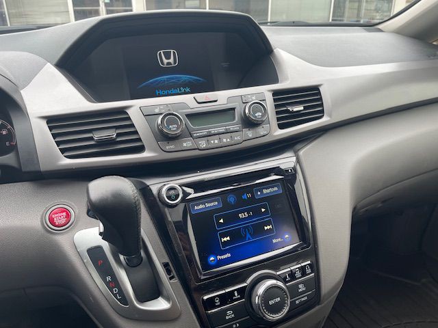 2015 Honda Odyssey Image 12