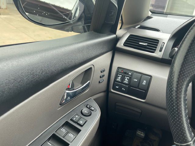 2015 Honda Odyssey Image 14