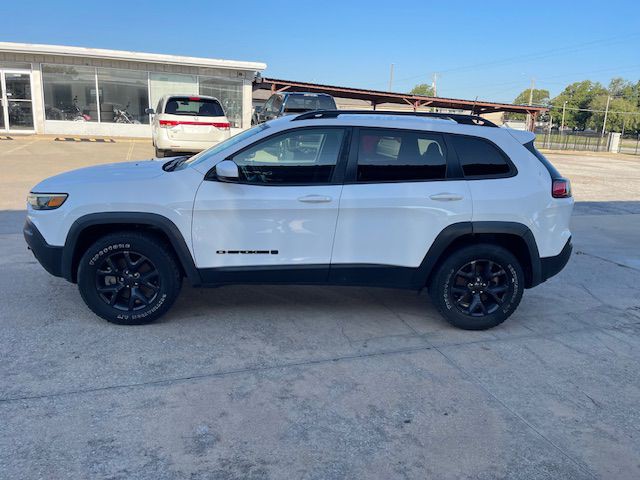 2019 Jeep Cherokee Image 2