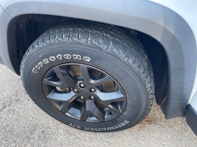 2019 Jeep Cherokee Image 10