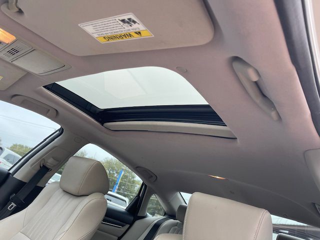 2019 Honda Accord Image 11