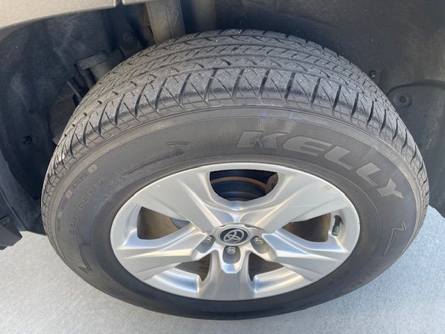 2021 Toyota Rav4 Image 8