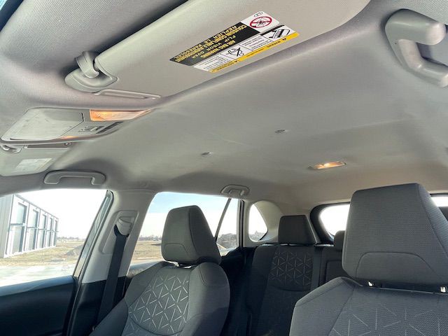 2021 Toyota Rav4 Image 17