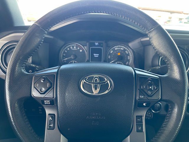 2020 Toyota Tacoma Image 18