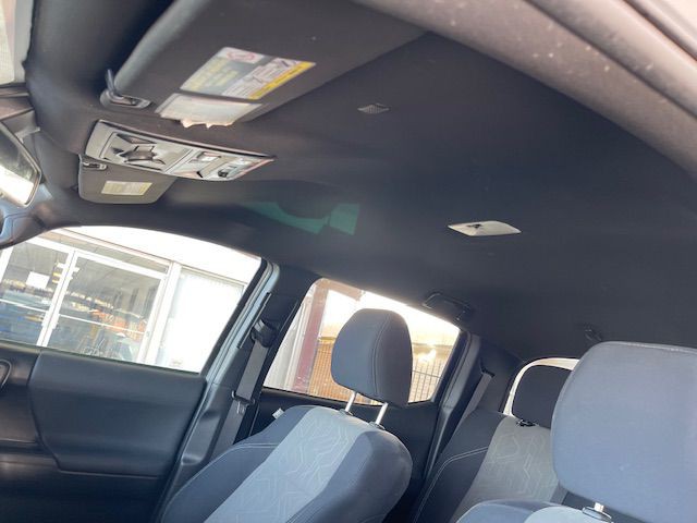 2020 Toyota Tacoma Image 19