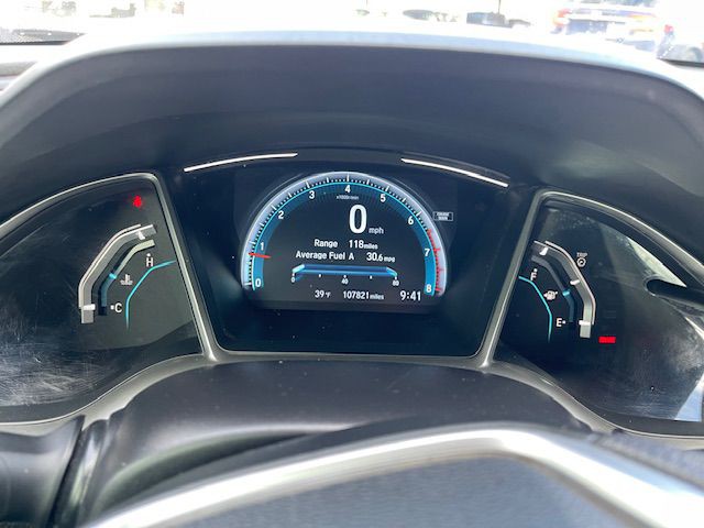 2017 Honda Civic Image 9