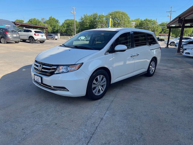 2015 Honda Odyssey Image 1