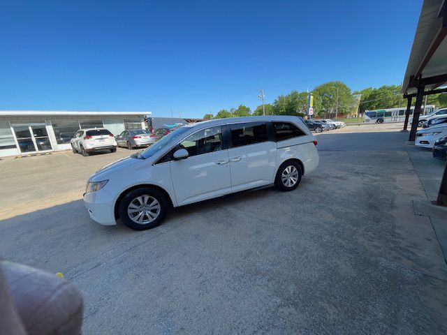 2015 Honda Odyssey Image 2