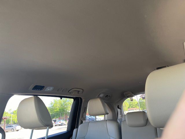 2015 Honda Odyssey Image 16