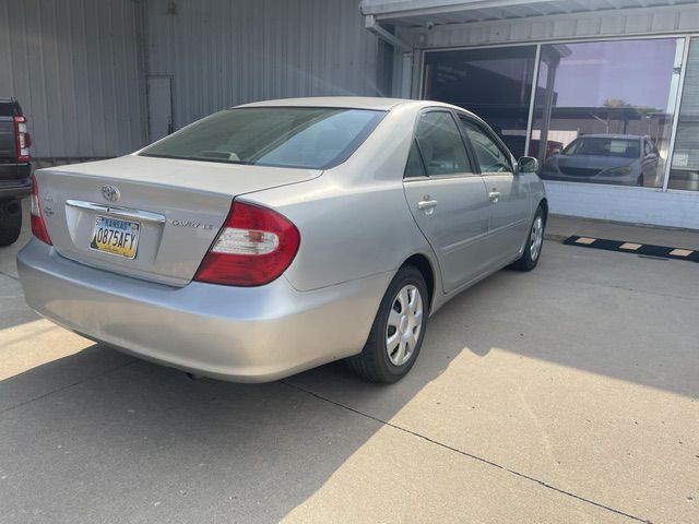2004 Toyota Camry Image 4