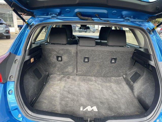 2017 Toyota Corolla Image 5