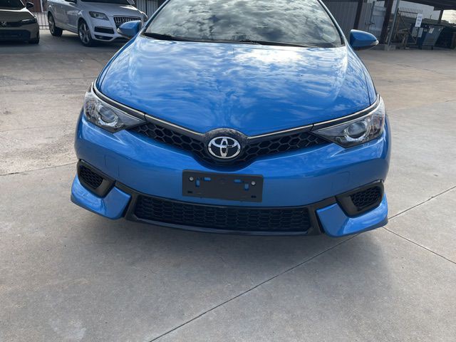 2017 Toyota Corolla Image 9