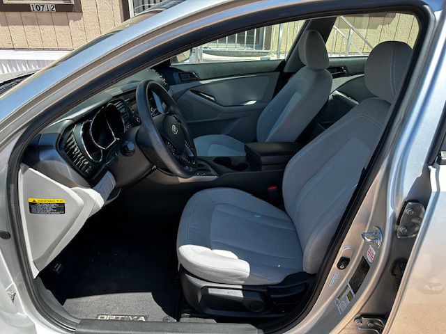 2011 Kia Optima Image 5
