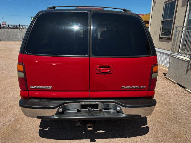 2001 Chevrolet Tahoe Image 4