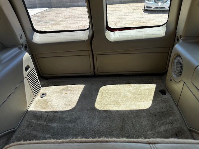 2001 Chevrolet Tahoe Image 7