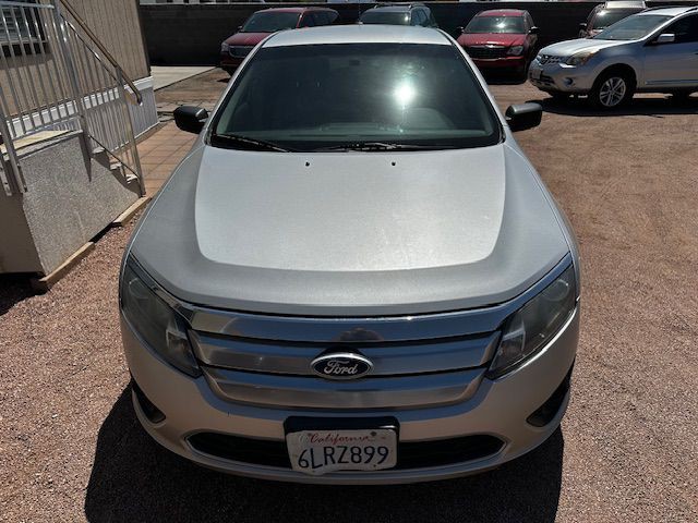 2010 Ford Fusion Image 2