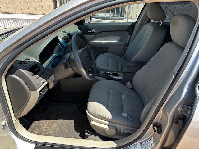 2010 Ford Fusion Image 5