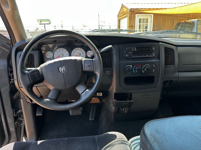 2004 Dodge Ram 1500 Image 7