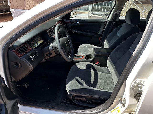 2009 Chevrolet Impala Image 4