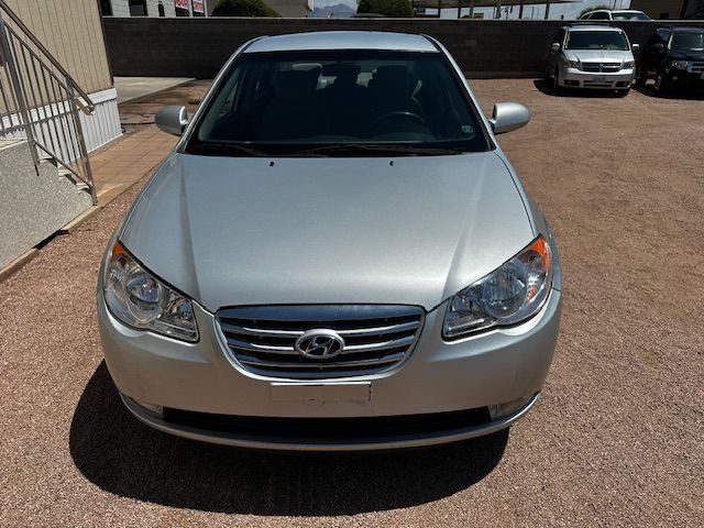2010 Hyundai Elantra Image 2